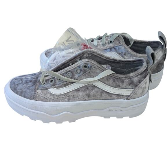 NEW Vans Crushed Velvet Sentry Old Skool WC Sneakers - Picture 4 of 10